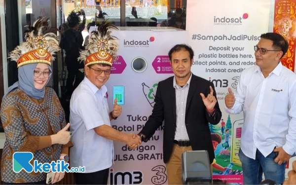 Indosat Hadirkan Inisiatif Sampah Jadi Pulsa di Universitas Muhammadiyah Sorong