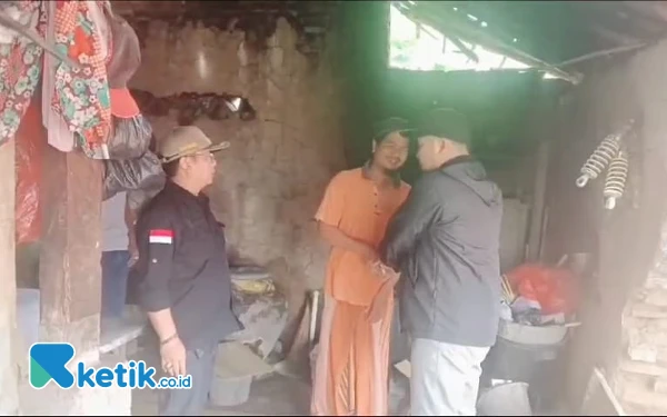 Dua Rumah Roboh di Kota Serang, Anggota DPRD dari Gerindra Turun Langsung Beri Bantuan