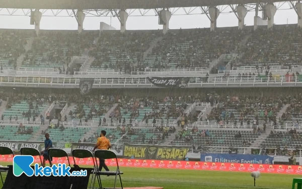 Thumbnail Big Match Derby Jatim! Ini Susunan Pemain Persebaya vs Arema FC