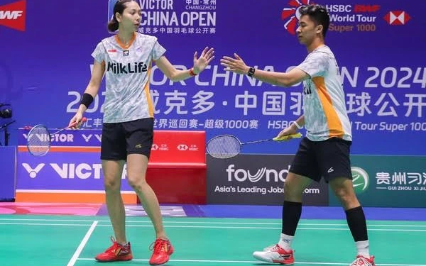 Thumbnail Pembalasan Pasangan Indonesia di Hari Pertama BWF World Tour 2024, Dejan/Gloria Bantai Hiroki/Natsu