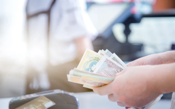 Thumbnail Pj Gubernur Sumsel Sahkan Kenaikan UMSP 2025, Tuai Penolakan Dewan Pengupahan