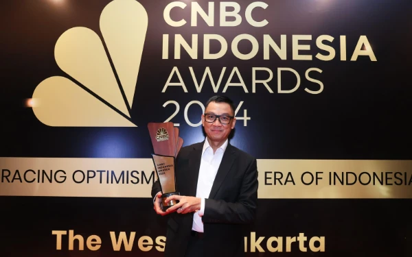 Thumbnail TOP! Dirut PLN Darmawan Prasodjo Dinobatkan sebagai CEO of The Year Kali Ketiga Beruntun