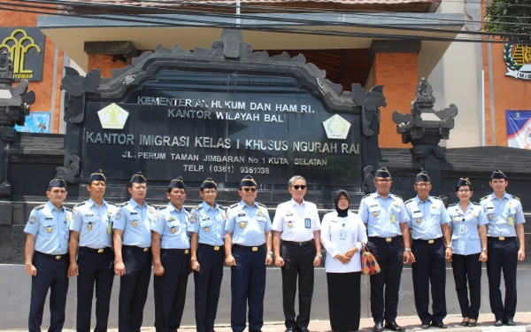 Thumbnail Imigrasi Ngurah Rai Bentuk Unit Siber Khusus Awasi WNA