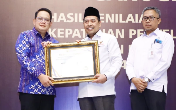 Thumbnail Pemprov Jatim Raih Predikat Kepatuhan Pelayanan Publik Terbaik dari Ombudsman RI