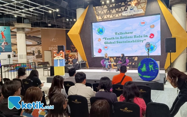 Thumbnail Fikomweek 6.0 Tutup Rangkaian Kompetisi Mahasiswa di Mall Ciputra World Surabaya