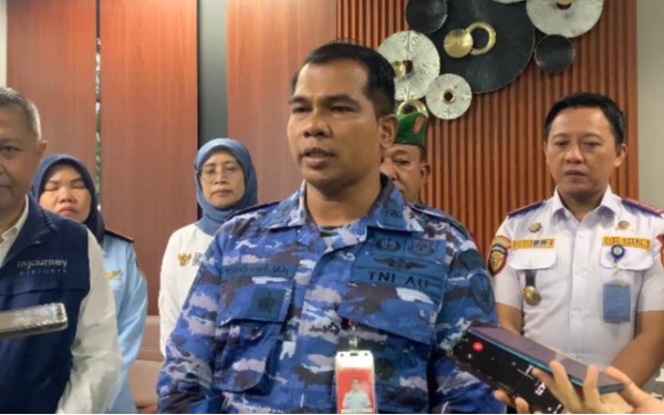 Thumbnail Jaga Keamanan Mudik Udara, Lanud SMH Palembang Kerahkan Personil untuk Lakukan Penjagaan