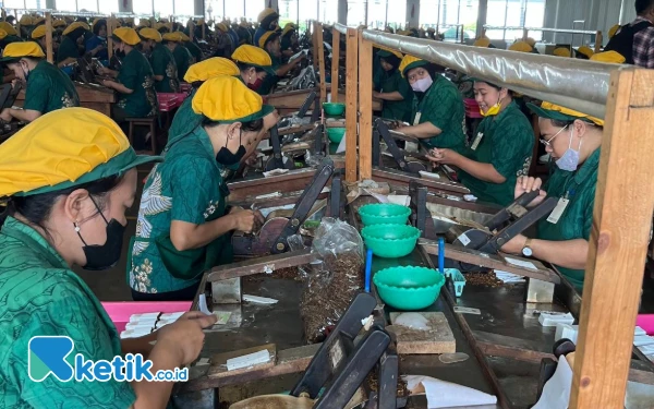 Thumbnail UMK Kota Malang 2025 Resmi Naik Jadi Rp 3.507.693, Perusahaan Wajib Taat