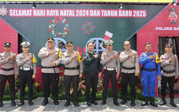 Thumbnail Pejabat Utama Polda DIY Lakukan Pengecekan Pospam Operasi Lilin Progo 2024