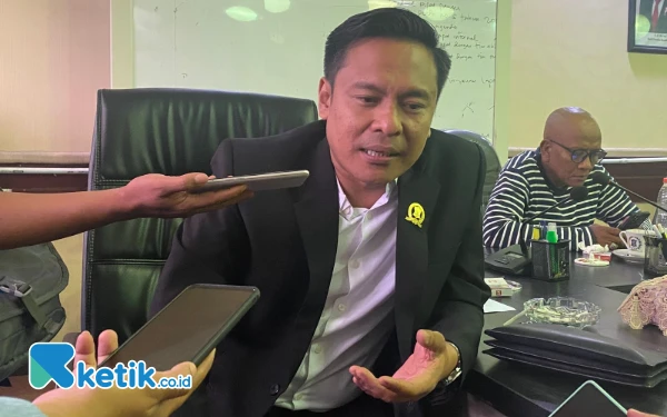 Pimpinan DPRD Surabaya Minta OJK Hapus Nilai Kolektibilitas Kredit di Bawah Rp 5 Juta