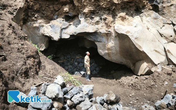 Thumbnail Berita - Pemdes Giripurno Kota Batu Segera Panggil Pemilik Sawah Ambles Diduga Tambang Ilegal