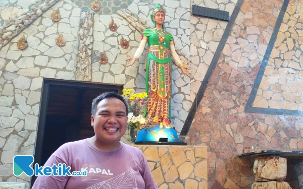 Thumbnail Patung Bunda Maria di Gereja Kapal Pacitan Mirip Ratu Pesisir Kidul, Ini Faktanya