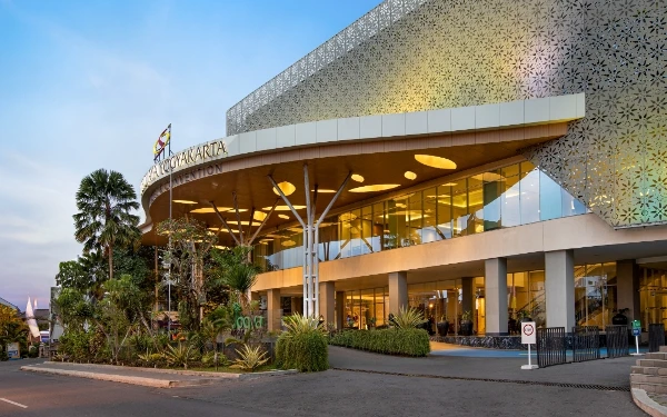 Thumbnail Sambut Tahun Baru 2025, Sahid Raya Hotel & Convention Yogyakarta Hadirkan Promo dan Ragam Kuliner Khas Yogyakarta