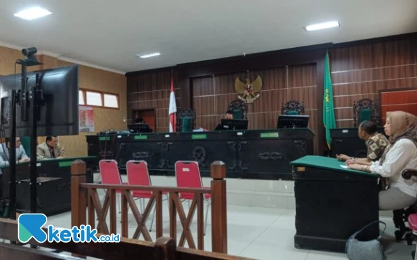 Thumbnail Pengadilan Negeri Kota Madiun Tolak Praperadilan Tersangka Kasus Dugaan Korupsi Fasum