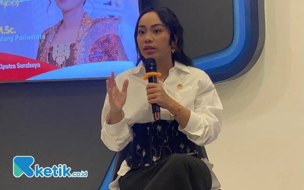 Profil Zita Anjani, Utusan Khusus Presiden dan Sederet Kontroversinya