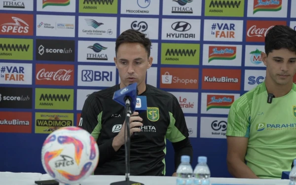 Thumbnail Tandang ke Sleman, Persebaya Bawa Misi Kembali Puncaki Liga 1