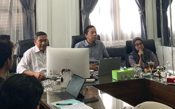 Thumbnail Beri Pemahaman Soal Analisis Kebijakan Publik, Malang Institute dan DPRD Gelar Pelatihan