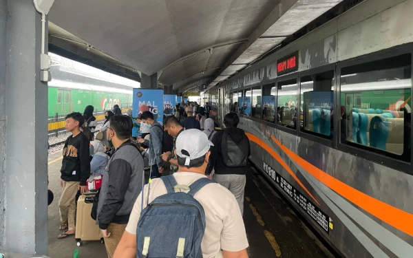Akomodir Lonjakan Penumpang, Kereta Api Tambahan Bakal Beroperasi dari Stasiun Malang