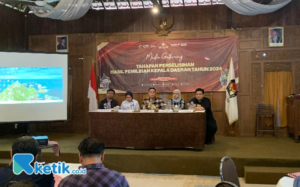 Thumbnail Berita - KPU Kota Blitar Tegaskan Siap Hadapi Sengketa Pilkada di MK