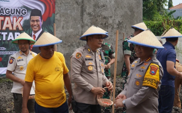 Thumbnail Kapolrestabes Surabaya Suarakan Sinergi untuk Wujudkan Swasembada Pangan