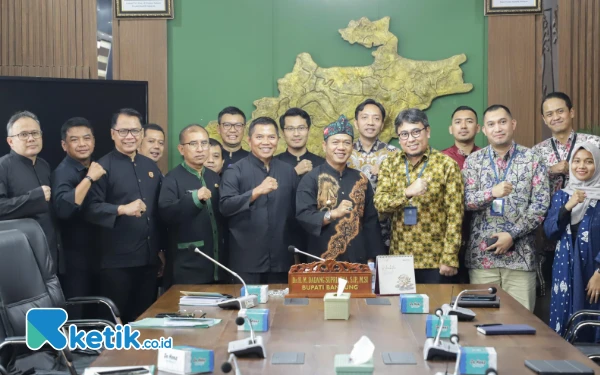 Thumbnail Bangun Infrastruktur PJU Tahun Ini, Bupati Bandung Bikin Terobosan dengan Skema KPBU