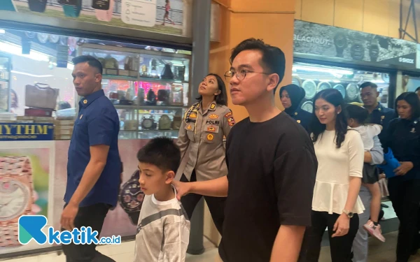 Wapres Gibran Rakabuming Sambangi Pasar Atom Surabaya Tanpa Patwal