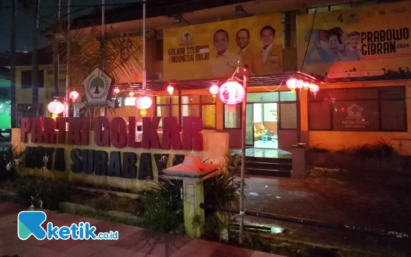 Thumbnail Wujudkan Toleransi Beragama, Kantor Golkar Surabaya Dihiasi Lampion Khas Imlek