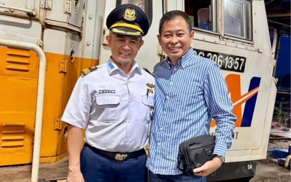 Thumbnail Bawa KAI Alami Transformasi Besar, Berikut Profil Ignasius Jonan