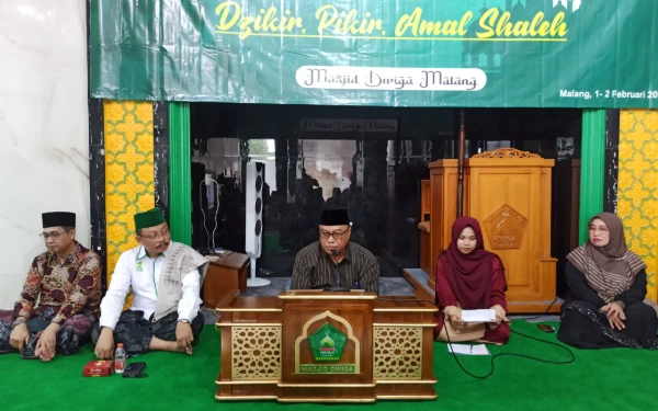 Cari Jurus Memakmurkan Masjid, Rektor Unisma Launching Petuah