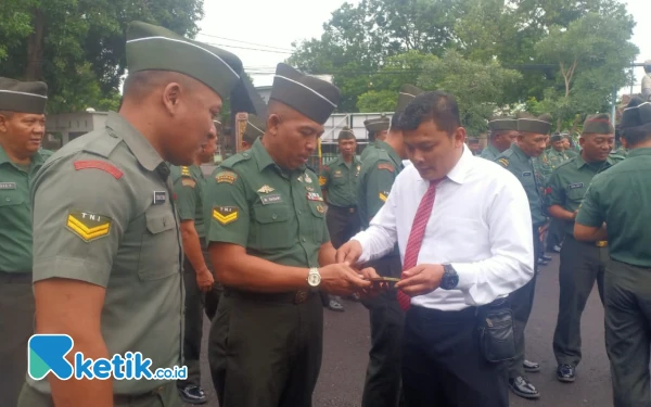 Thumbnail Mendadak, Intel Kodim 0823/Situbondo Razia HP Anggota, Ada Apa?