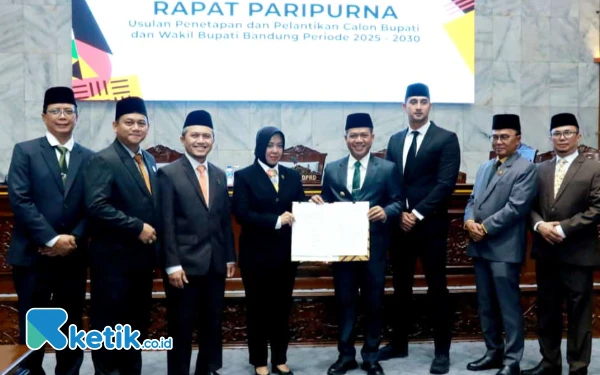Thumbnail Bupati/Wabup Bandung Terpilih Dadang Supriatna - Ali Syakieb Bersiap Ikuti Retreat Bersama Presiden