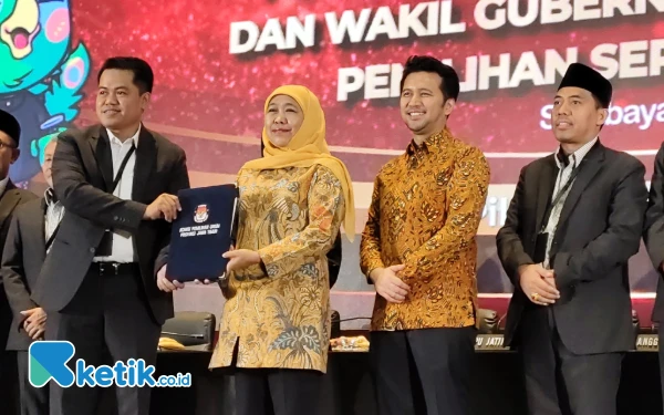 Thumbnail KPU Tetapkan Khofifah-Emil Jadi Gubernur dan Wakil Gubernur Jatim Terpilih 2024-2029