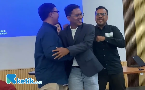 Thumbnail Berita - Afif Musthofa Terpilih Jadi Ketua HPI Jatim, Jawab Tantangan Penerjemah di Tengah Perkembangan AI