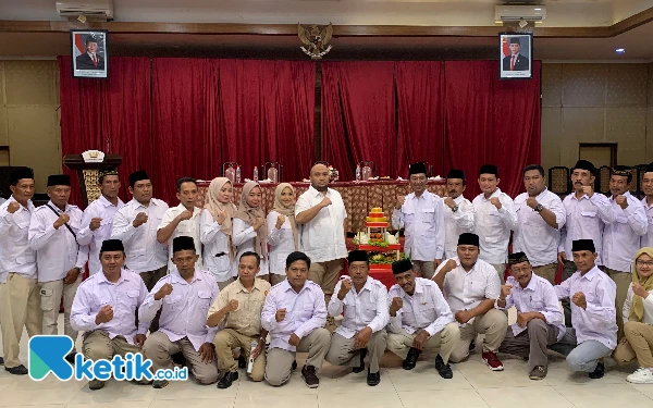 Thumbnail Berita - Rayakan HUT ke-17, Ketua DPC Gerindra Blitar Tekankan Loyalitas dan Solidaritas Kader