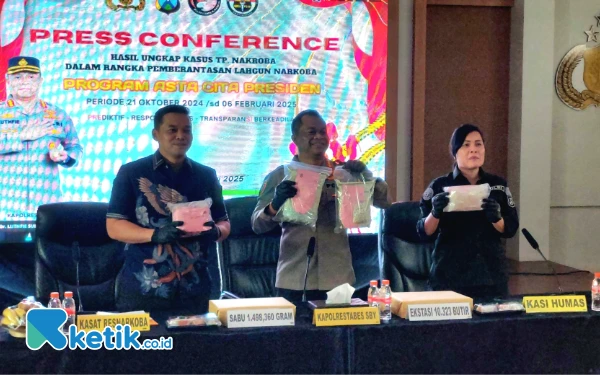 Thumbnail Sejak November 2024 Polrestabes Surabaya Bongkar 236 Kasus Narkoba, Ada Jaringan Besar Sumatera-Jawa