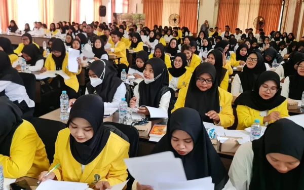 UT Surabaya Gelar Pelatihan Tutor untuk Optimalkan Pembelajaran Jarak Jauh