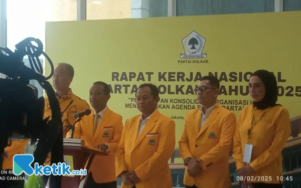 Thumbnail Berita - Usai Bahlil Jadi Sorotan Publilk, Golkar Gelar Rakornas  Tegaskan Dukungan ke Prabowo-Gibran