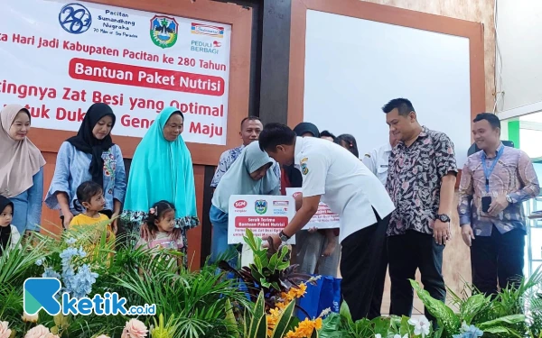 Thumbnail Ratusan Anak di Pacitan Dapat Bantuan Paket Nutrisi saat Perayaan Hari Jadi ke-280