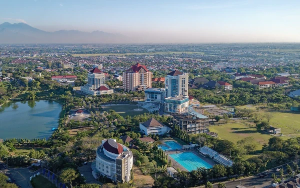 Thumbnail Ingin Kuliah di Unesa? Kenali 31 Prodi dengan Akreditasi Internasional