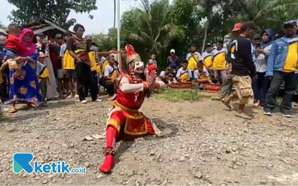 Blimbing Gelar Selamatan Desa, Tampilkan Budaya Ojung dan Selamatan Sumber Air