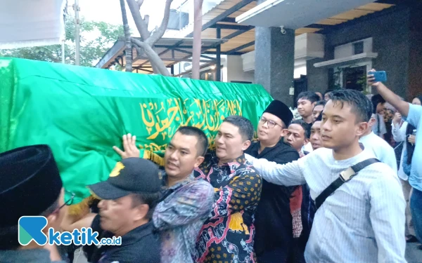 Thumbnail Polda Jatim: Sopir Pickup yang Bertabrakan dengan Bendum Demokrat Tak Miliki SIM