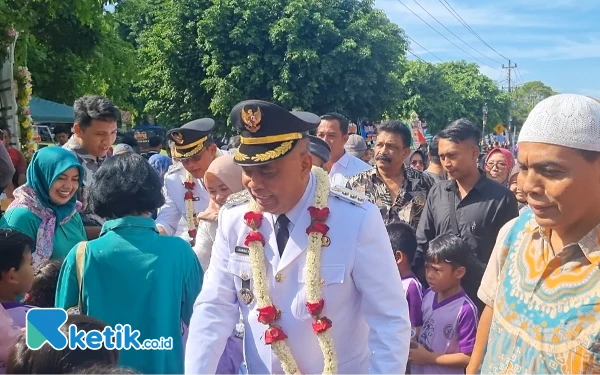 Hari Pertama Kedatangan Harda - Danang di Kantor Bupati Sleman Disambut Ribuan Orang