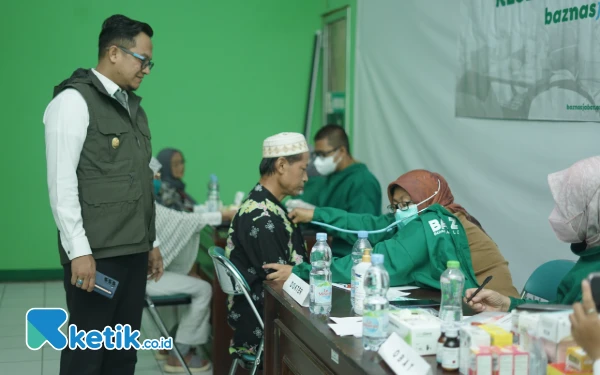 Thumbnail Jelang Ramadan, Baznas Kabupaten Bandung Gelar Pemeriksaan Gratis Bagi Puluhan Manula
