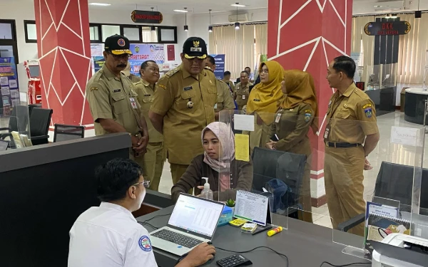 Hari Pertama Kerja Wabup Jepara Sidak Pelayanan Publik, Ini Temuannya