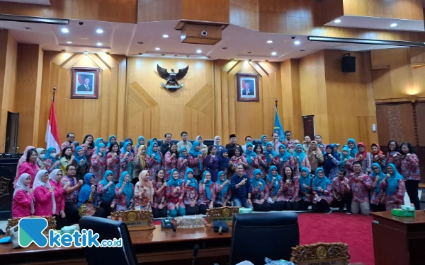 Thumbnail DPRD Surabaya Panggil Seluruh Kepala Puskesmas Buntut Masalah Layanan 24 Jam