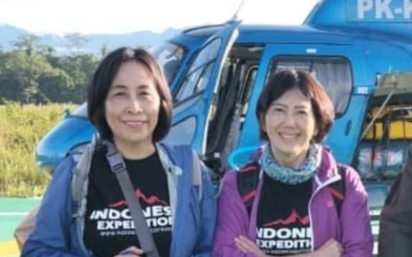 Thumbnail Dua Pendaki Perempuan dari Malang Gugur dalam Pendakian di Puncak Cartenz
