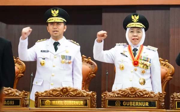 Thumbnail Kembali Pimpin Jatim, Ini Visi Misi Khofifah-Emil Lima Tahun ke Depan