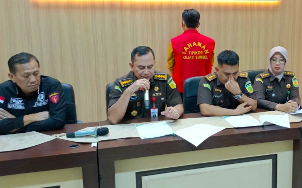 Thumbnail Usai Eks Gubernur, Giliran Anggota DPRD Gerindra Ditahan Jaksa di Kasus SPH Kebun