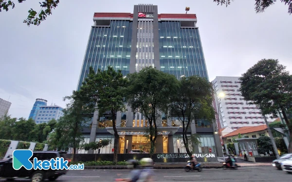 Thumbnail OJK Beri Sanksi 31 PUJK dan Blokir 28.568 Rekening Terkait Keuangan Ilegal