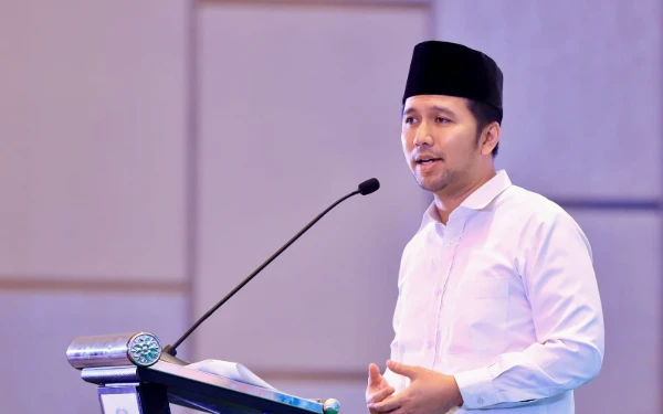 Thumbnail Seperti Orkestra Musik, Wagub Jatim Emil Dardak Sebut Properti sebagai Pengungkit Perekonomian