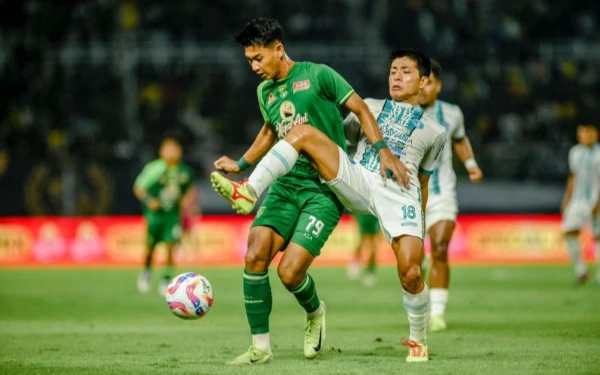 Thumbnail Berita - Kondisi Malik Risaldi Mulai Membaik Siap Tampil Bela Persebaya Lawan Persija